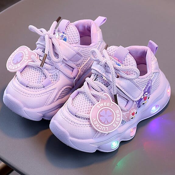 Bright light baby girls cartoon  breathable mesh soft bottom running light purple colored shoes
